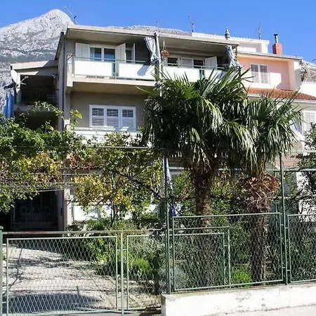 Gostinjska kuća Casa Galleria Rica Makarska
