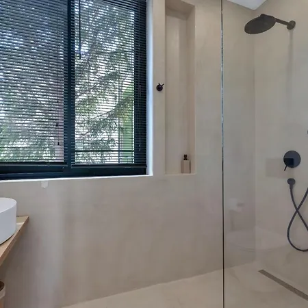 卡萨哥斯达黎加美术馆公寓 招待所 3*