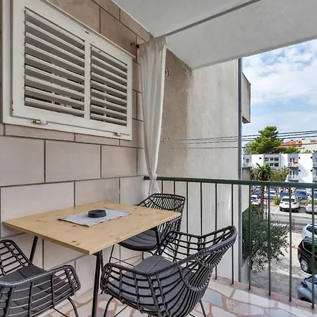 卡萨哥斯达黎加美术馆公寓 3*