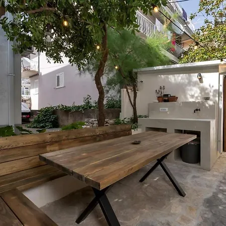 卡萨哥斯达黎加美术馆公寓 招待所 3*